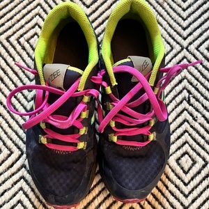 Womens New balance vazee trail running shoes